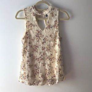 Floral Lace Sleeveless Top
